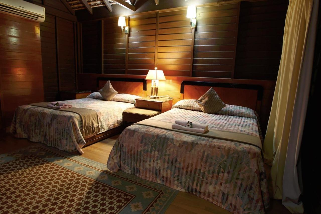 The Manor Beach Resort Besut Kampung Kuala Besut Extérieur photo