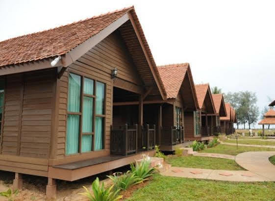 The Manor Beach Resort Besut Kampung Kuala Besut Extérieur photo